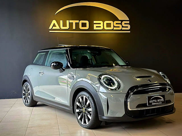 Foto de um mini cooper countryman s e all4 1.5 (híb.).