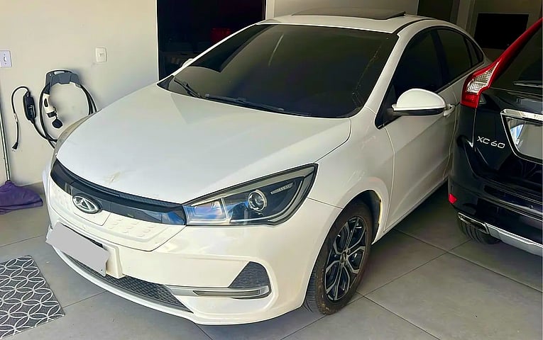 Foto de um chery arrizo 5e 100% elétrico 2019 novo!! financio sem entrada serve p/ uber.