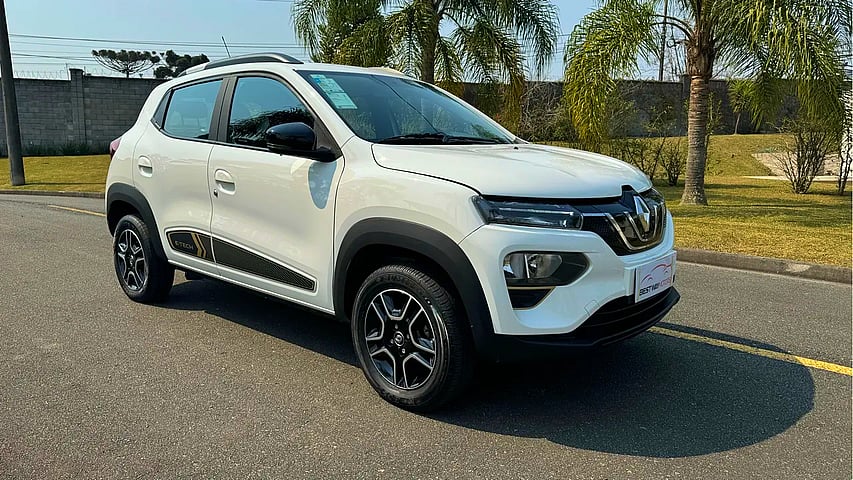 Foto de um renault kwid e-tech 100 % elétrico 2023.