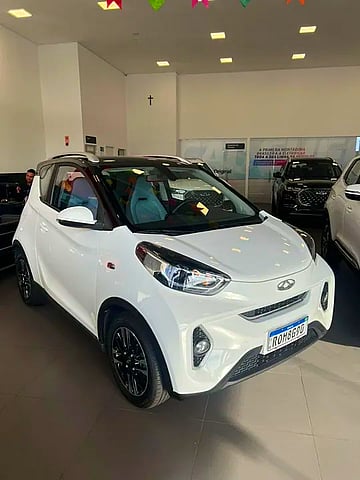 Foto de um chery icar 2023.