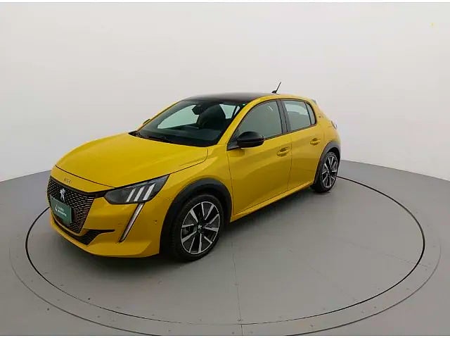 Foto de um peugeot e-208 208e gt elétrico! carro top! 100% elétrico.