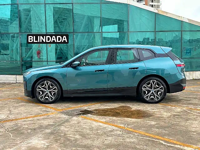 Foto de um bmw ix xdrive 40 ix xdrive40 2023 (blindado).