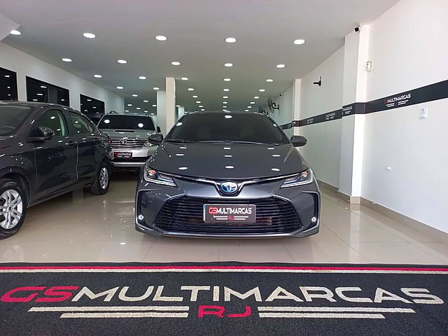 Foto de um toyota corolla 2023 1.8 vvt-i hybrid flex altis premium cvt.