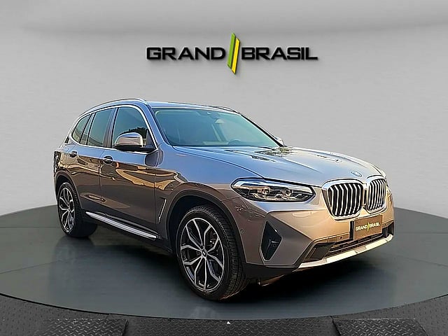 Foto de um bmw x3 xdrive30e x line 2.0 turbo (aut.) (híb.).