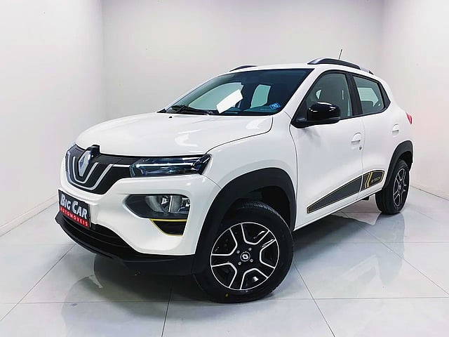 Foto de um renault kwid intense (elétrico)  branca 2023/2024.