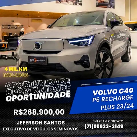 Foto de um volvo c40 recharge plus elétrico 2024.