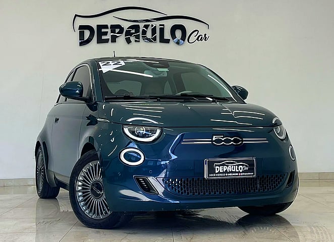 Foto de um fiat 500e icon elétrico 2022 extra.