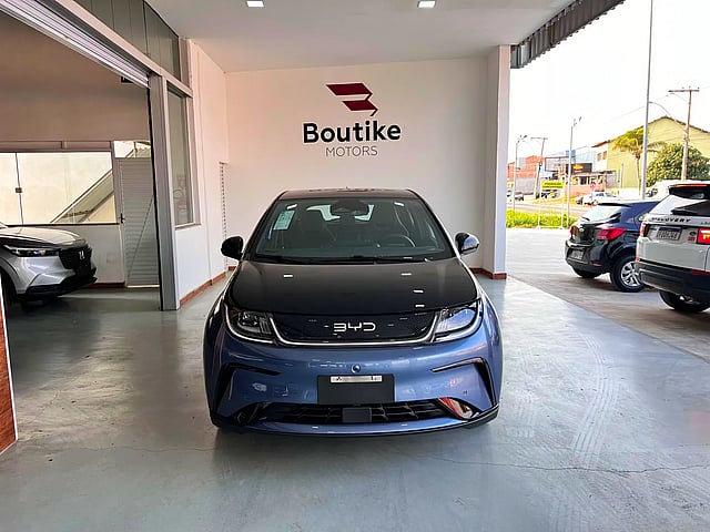 Foto de um byd dolphin 2025 60,5 kw elétrico plus.