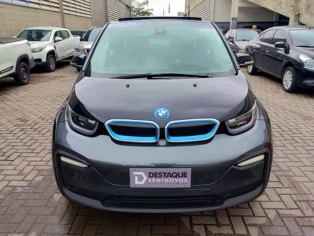 Foto de um bmw i3 170cv bev full 2020.