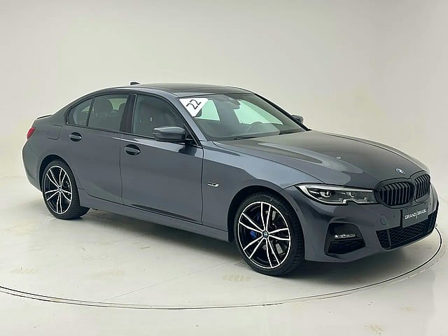 Foto de um bmw 330e m sport 2.0 turbo híbrido (aut).