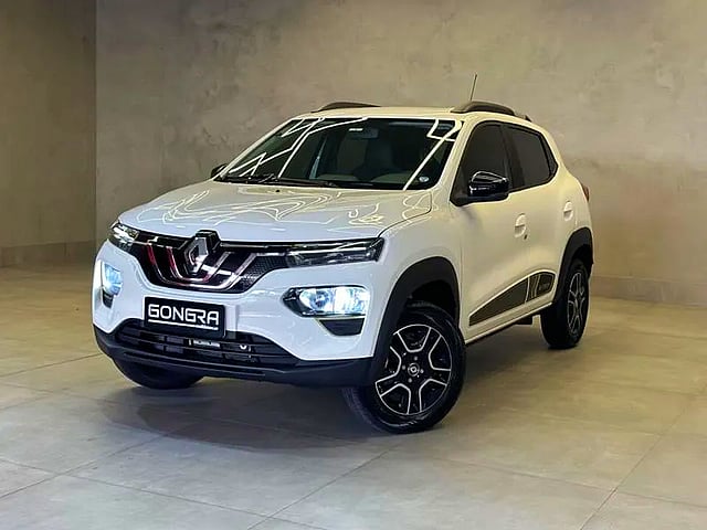 Foto de um renault kwid e- intens 2024.