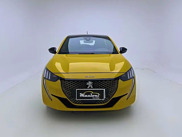 Foto de um peugeot e-208 208 e-gt: a revolução elétrica da mobilidade urbana.