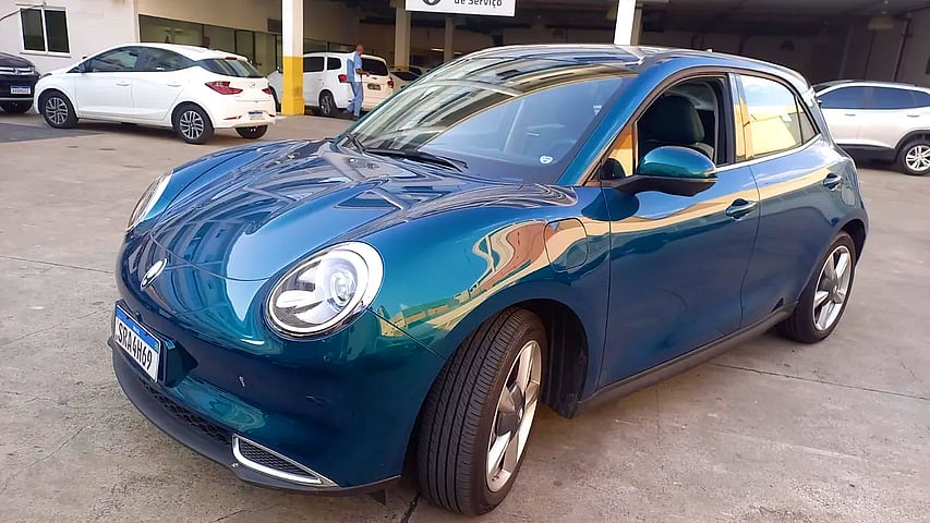 Foto de um gwm ora skin  automático elétrico km1.000 2024.