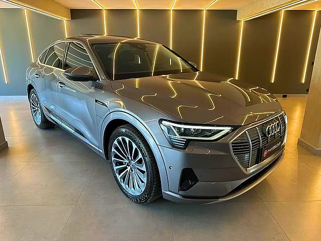 Foto de um audi e-tron sportback perf. aut. (elétrico) 2020.