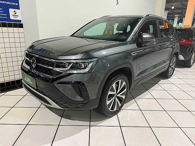 Foto de um volkswagen taos 2023 1.4 250 tsi total flex highline automático.