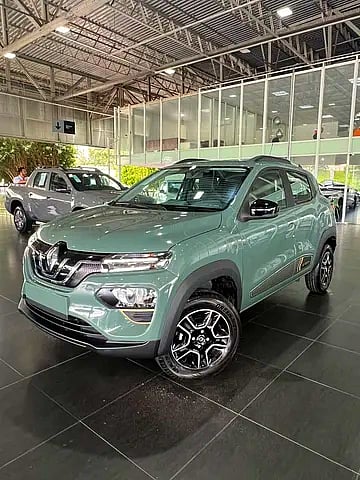 Foto de um renault kwid e-tech 100% elétrico 2024 (0 km).