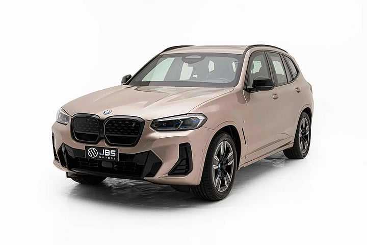 Foto de um bmw ix 3 m sport aut.(elétrico).