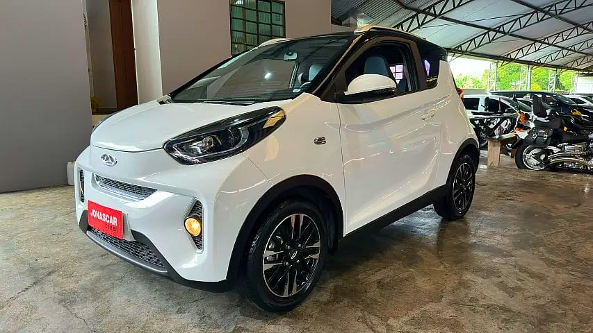 Foto de um chery icar caoa   eqi tech 2022/2023 completo garantia de fábrica.