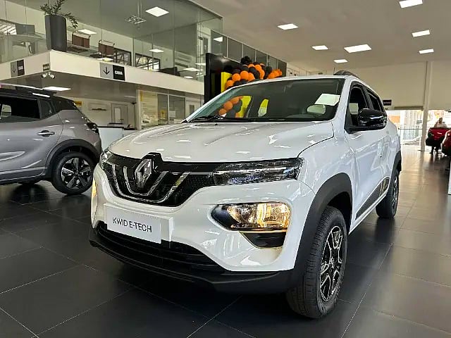 Foto de um renault kwid renalt  e-tech 23/24 - 0km.