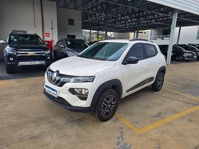 Foto de um renault kwid intense (elétrico) 2023/2024 - 4.724km apenas.