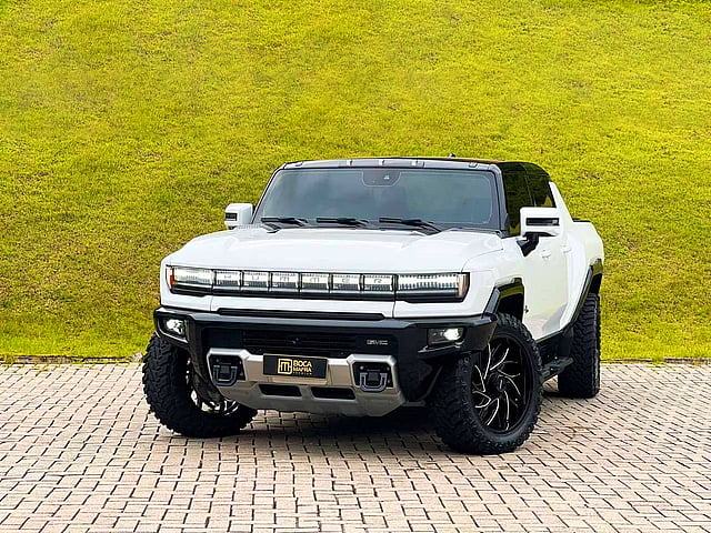 Foto de um gmc hummer ev edition 1  branca 2022/2022.