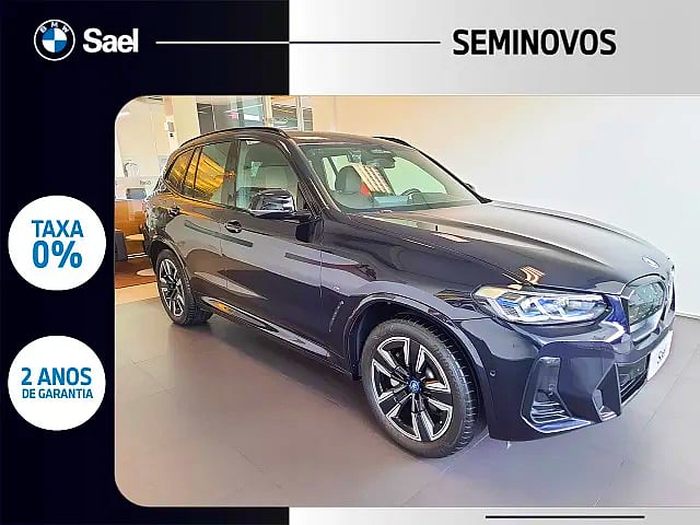 Foto de um bmw ix 3 m sport.