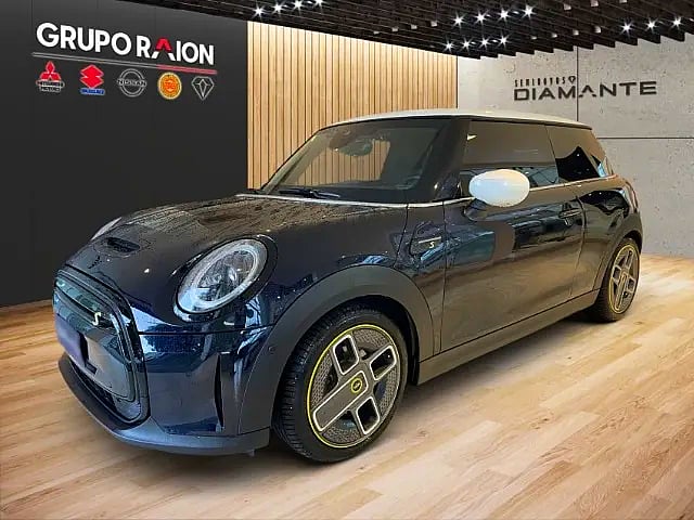 Foto de um mini cooper se eletrico top 2023 - 2100kms - blindado iiia.