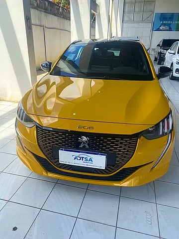 Foto de um peugeot e-208 2023 vanildo alves *41.