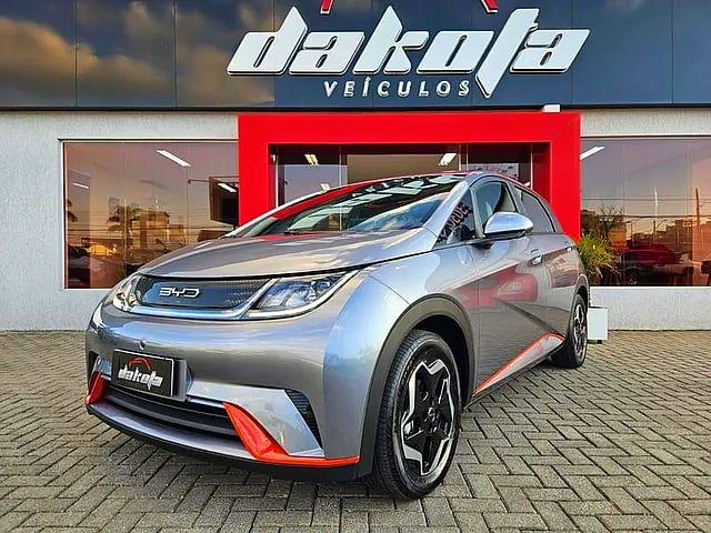 Foto de um byd dolphin d1 ev (elétrico) 2024.