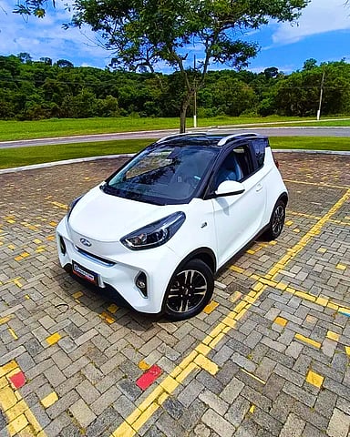 Foto de um chery icar caoa chenry  45kw elétrico 2023.