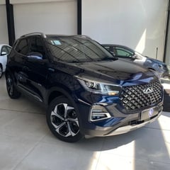 Foto de um chery tiggo 5x pro hibrido 1.5 at 2024 - apenas 6 mil km - unico dono.