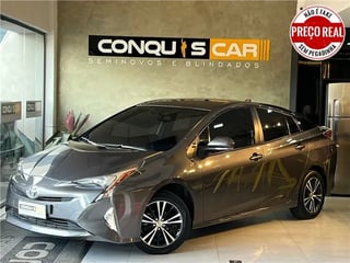 Foto de um toyota prius 2018 1.8 16v híbrido 4p automático.