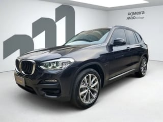 Foto de um bmw x3 xdrive30e 2.0 turbo híbrido (aut) 2020/2021.