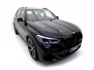 Foto de um bmw x5 xdrive 45e 3.0.