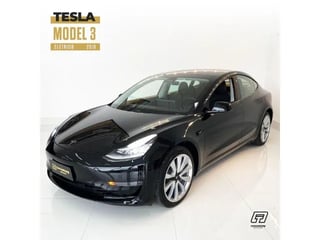 Foto de um tesla model x model 3 2019 baixa km,  model 3 2019.