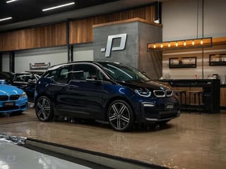 Foto de um bmw i3 bev 170cv aut. (elétrico) 2022.