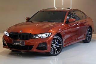 Foto de um bmw 330e m sport 2022.