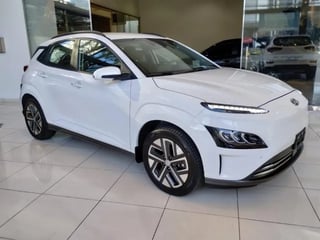 Foto de um hyundai kona ev (elétrico) 2024 0km.