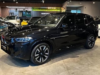 Foto de um bmw ix 3 m sport aut.(elétrico) 2023.