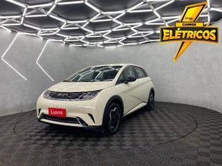 Foto de um byd dolphin 44,9 kw 2024 elétrico.