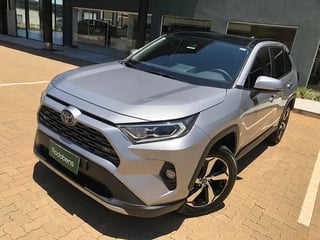 Foto de um toyota rav4 sx 2.5 l awd hybrid.