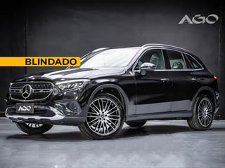 Foto de um mercedes-benz glc-300 glc 300  2.0 mhev 4matic.