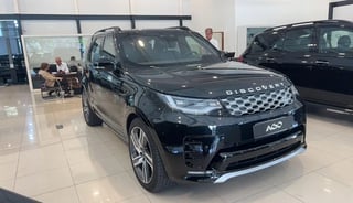 Foto de um land rover discovery metropolitan edition 3.0.