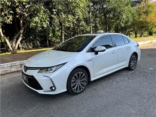 Foto de um toyota corolla 2022 1.8 vvt-i hybrid flex altis premium cvt.