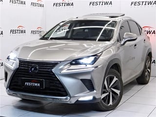 Foto de um lexus nx-300 nx 300h 2021 2.5 16v vvt-i hybrid luxury cvt awd.