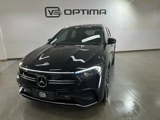 Foto de um mercedes-benz gt eqa 250.