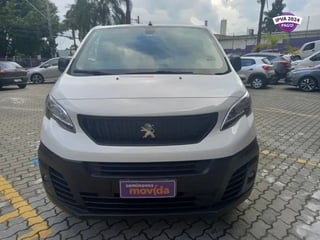 Foto de um peugeot expert e-.