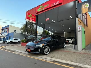 Foto de um ford fusion titanium 2.0 145cv aut. (híbrido) titanium 2.0 145cv aut. (híbrido).