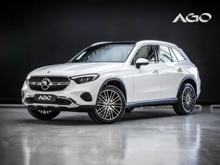 Foto de um mercedes-benz glc-300 glc 300  2.0 mhev 4matic.