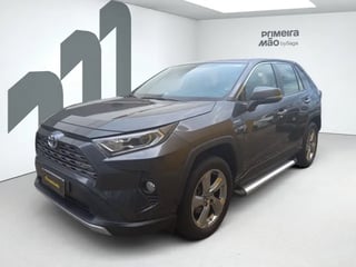 Foto de um toyota rav4 s 2.5 l awd hybrid.